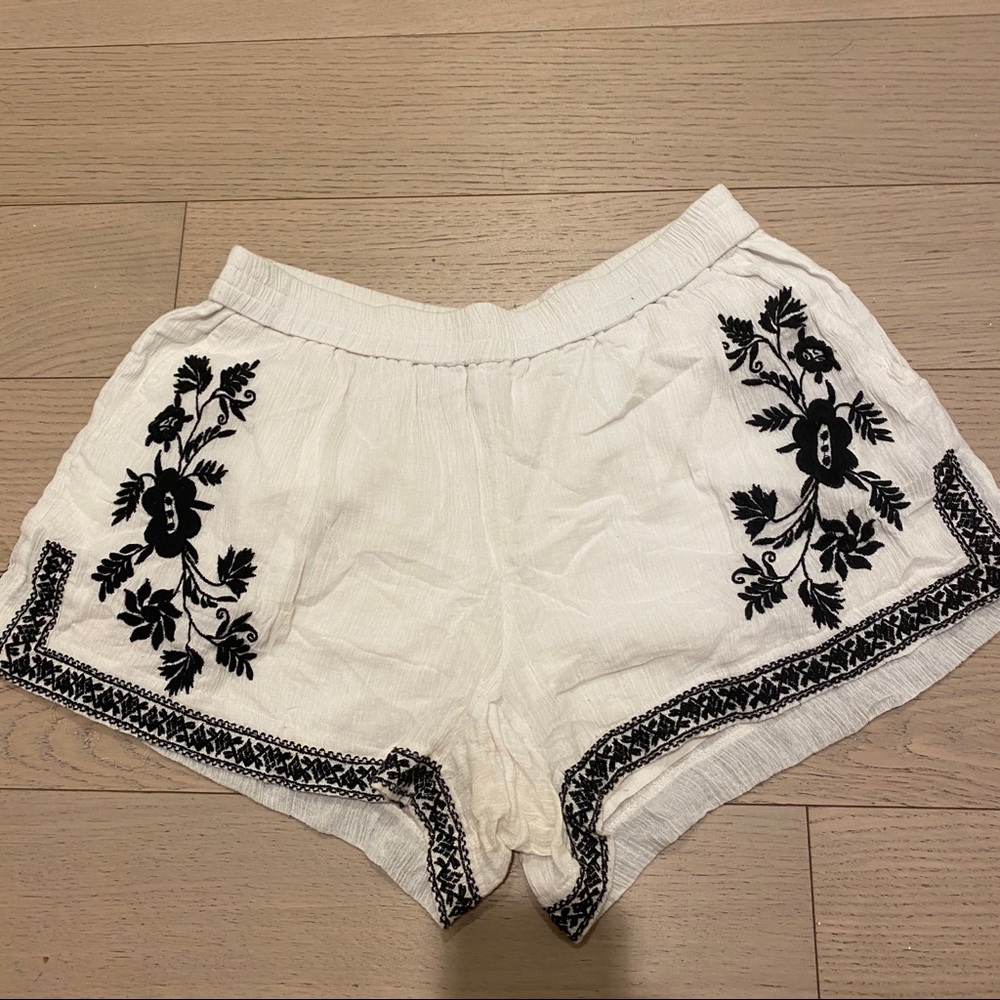 J Crew White shorts with black embroidery